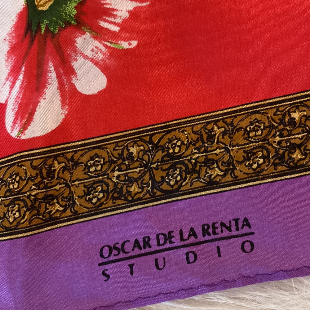 NEW OSCAR de la RENTA Studio scarf